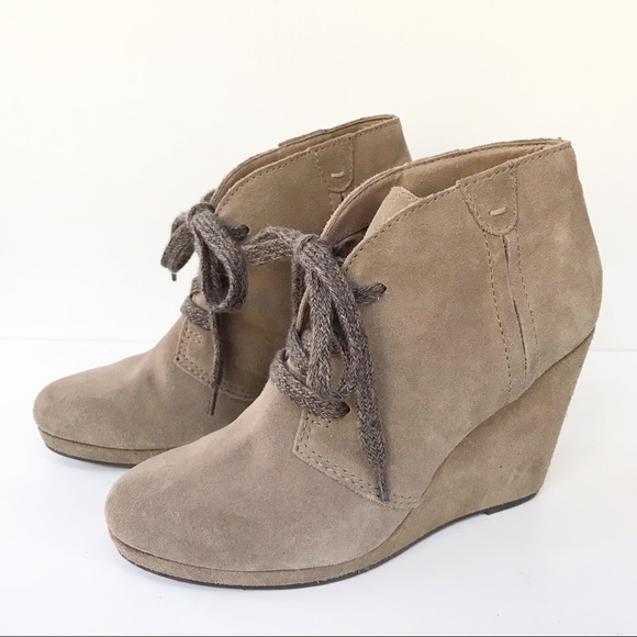 Dolce Vita Gael Lace-up Wedge Bootie Tan Size 8.5 - Picture 1 of 8